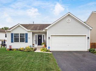 3845 Powder Ridge Rd, Grove City, OH 43123