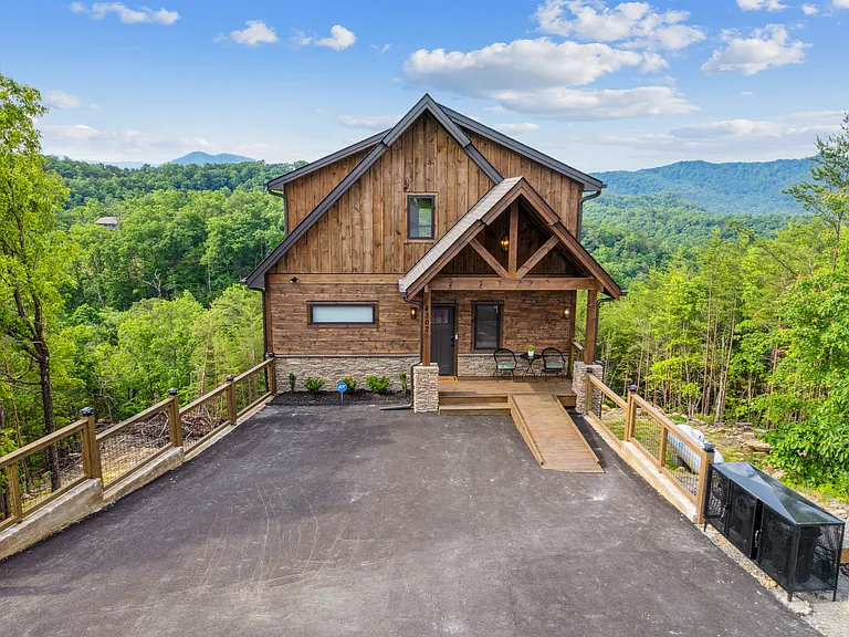 4302 Covered Wagon Rd — Photo 60