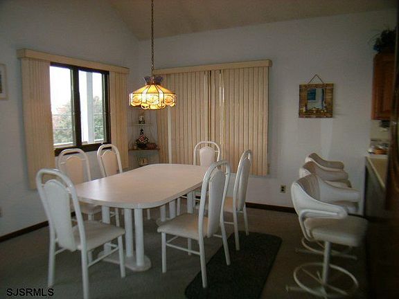 2nd image of 621 5th St #1