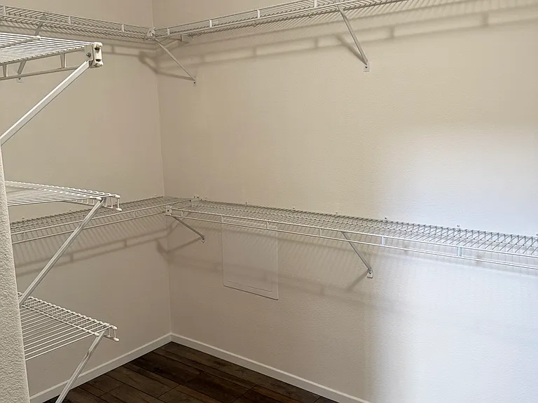 834 House Primary Closet
(2026)