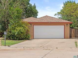 1000 Sun Ct, Portales, NM 88130