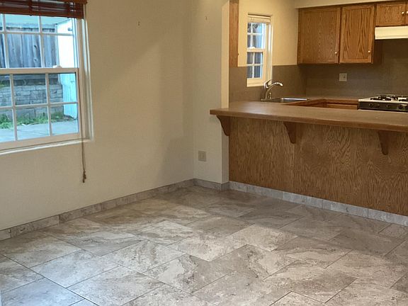 4th image of 248 E Clark Ave #B