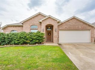 9309 Gabriella Dr, White Settlement, TX 76108