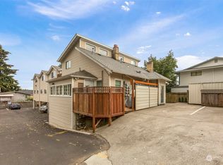 9480 Olson Pl SW UNIT A, Seattle, WA 98106