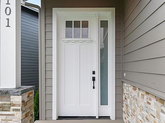 2nd image of 5101 LaHalDa Avenue NE