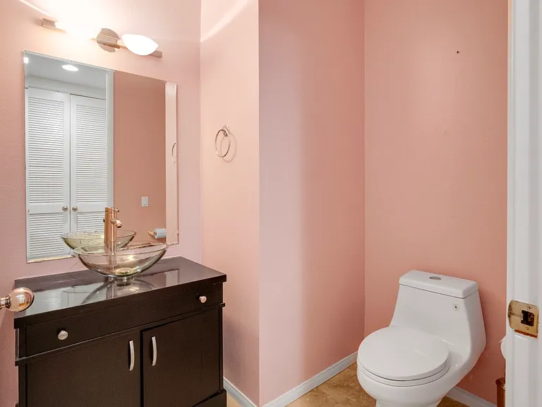 11628 Montana Ave #207 — Photo 9