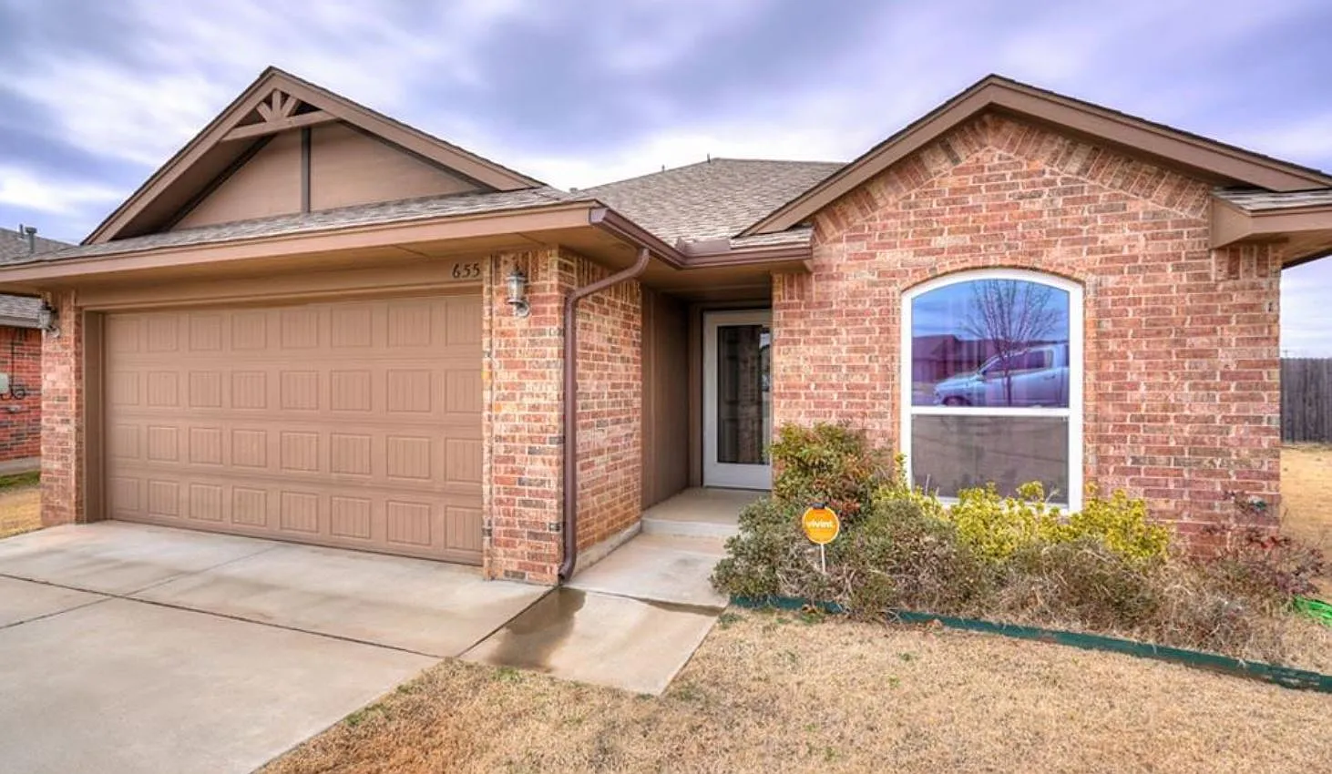 3 bed, 1252 sqft, $1,650 — Photo 1