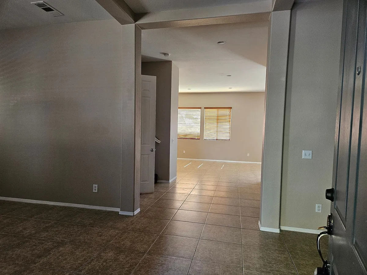 Building Photo - 8975 Guadalupe Ave