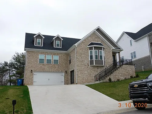 444 General John Payne Blvd Photo 1