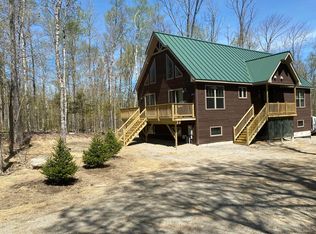 6022 Village On The Green Rd, Kingfield, ME 04947