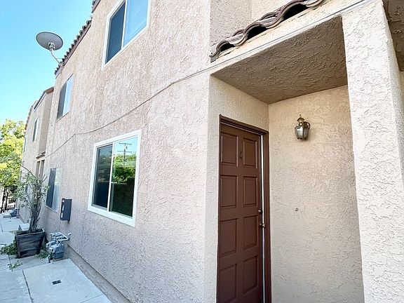 3rd image of 3217 Sherwood Ave APT 4