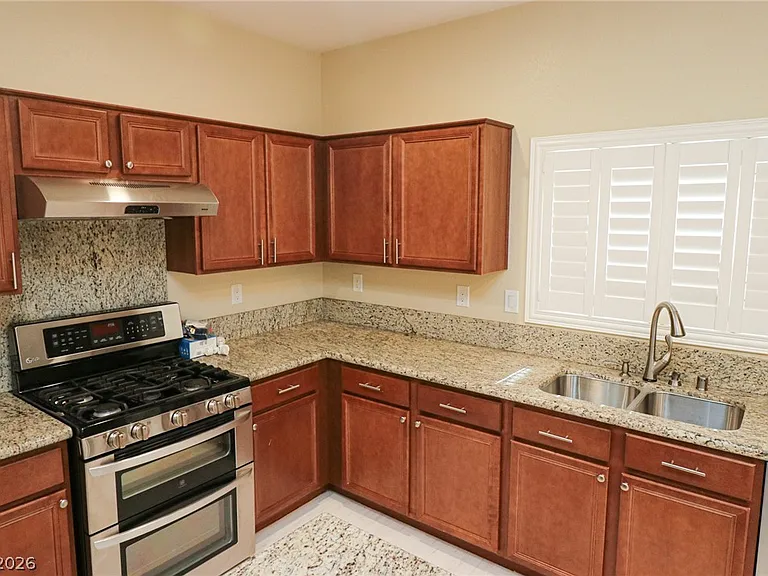 10624 Derby Peak Ln — Photo 6
