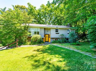 73 Crescent Dr, Pisgah Forest, NC 28768