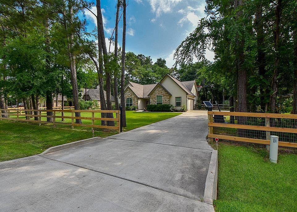 1st image of 22806 Bramblevine Dr
