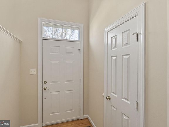 2nd image of 13732 Valley Oak Cir
