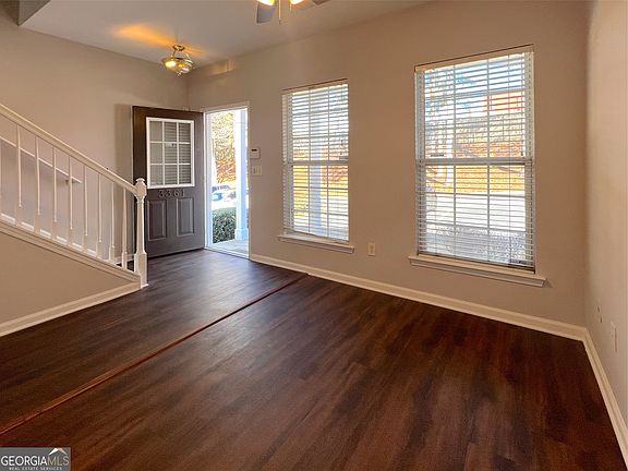 5th image of 3361 Hidden Cove Cir