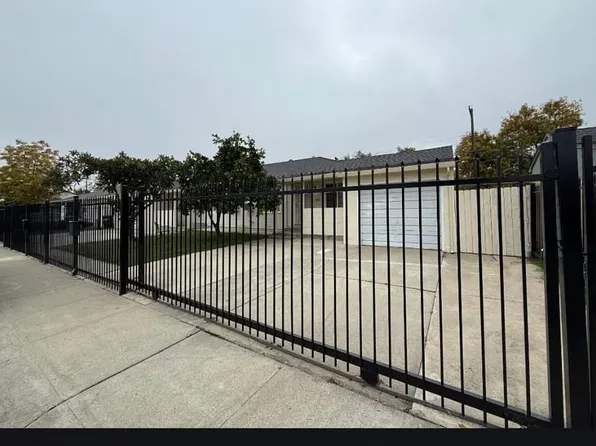 5221 Thurman Way, Sacramento, CA 95824