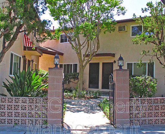 2nd image of 2501 N Glenoaks Blvd APT E