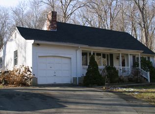 1 Mountain Ln, Old Saybrook, CT 06475