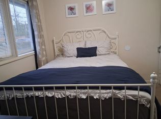 24203 36th Ave S ROOM 2, Kent, WA 98032