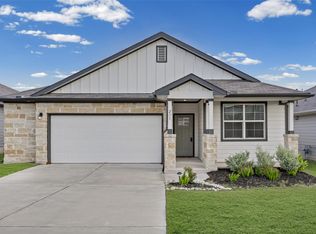 231 Lavaca River Ln, Hutto, TX 78634