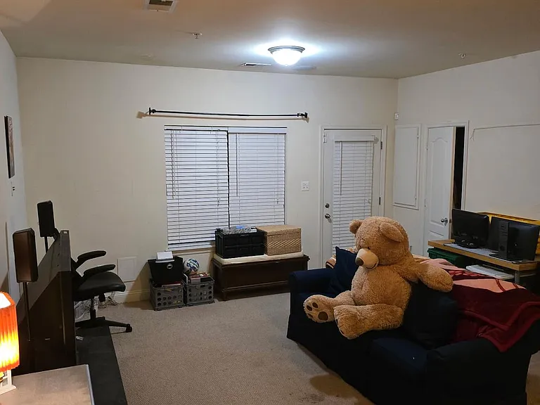 18616 Poplar Glen Ct — Photo 15
