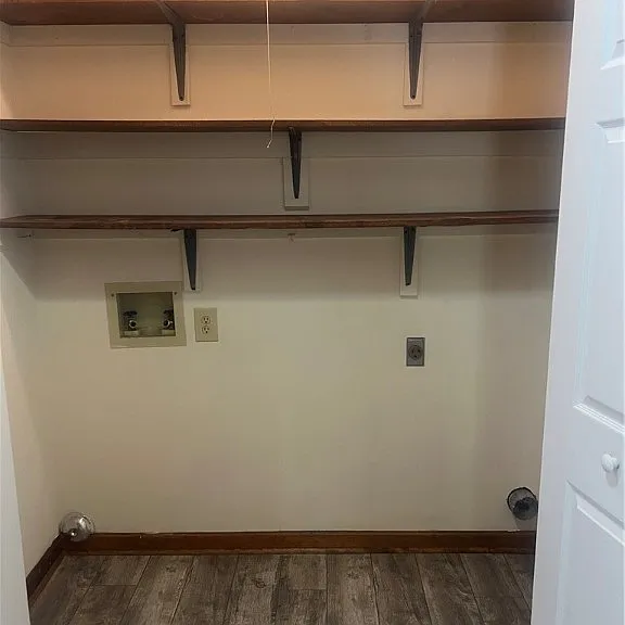 2843 Sand Hills Dr — Photo 13