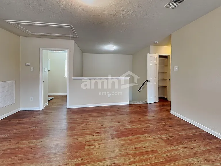 15458 Bammel Oaks Ct — Photo 10