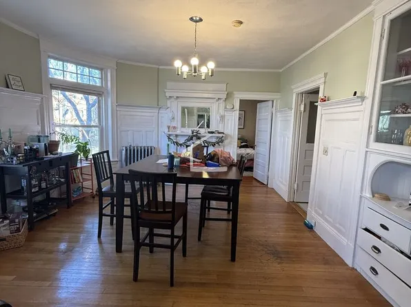 1877 Beacon St, Brookline, MA