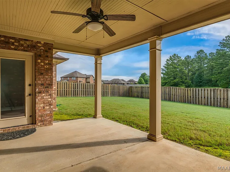 1613 Haworth Park Way — Photo 37