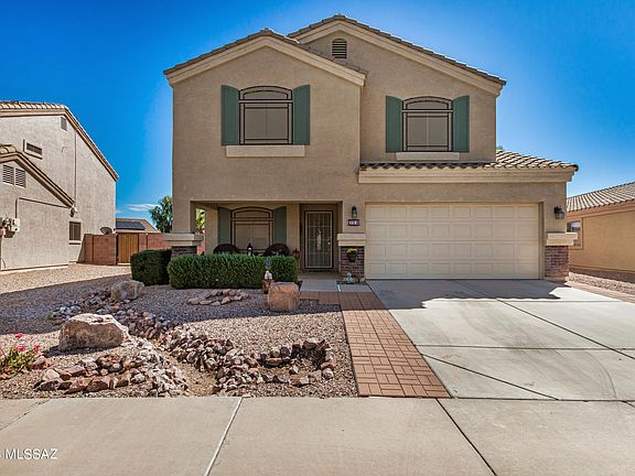 3rd image of 309 W Settlers Trl