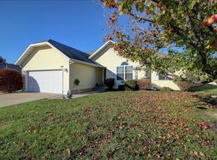 1207 W Cobblefield Way, Ozark, MO 65721