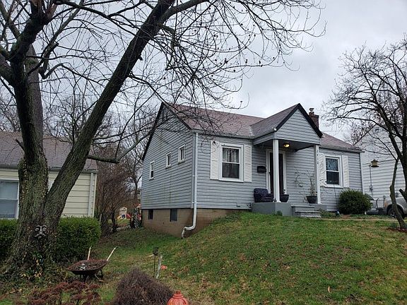 3rd image of 2418 Gass Ave