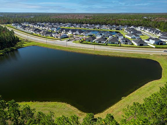 4th image of 158 Holly Ridge Way