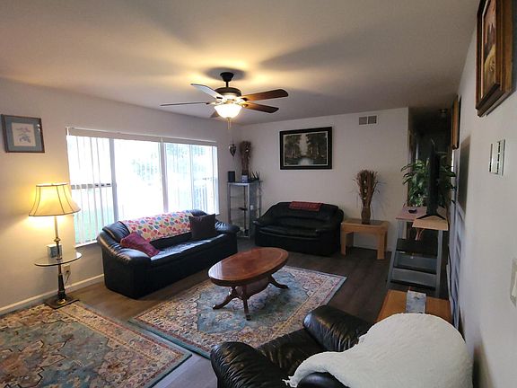 3rd image of 3455 Dickson Dr