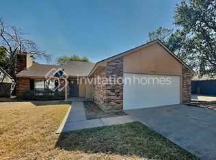 1713 Lewis Trl, Grand Prairie, TX 75052