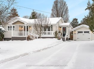 229 Cox Mill Rd, Barrie, ON L4N4G7