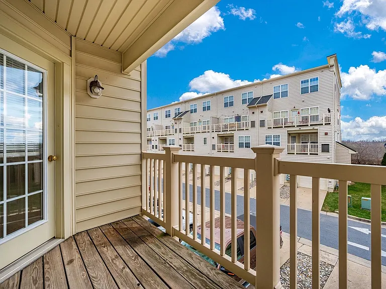 1816 Poolside Ln #A — Photo 36