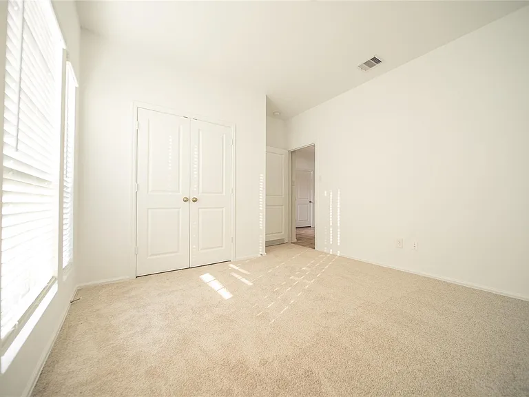 2615 Olivine Stone Dr — Photo 12