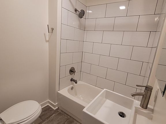 5th image of 410 W 3rd Ave APT 108