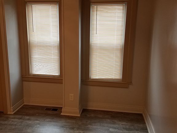 2nd image of 22 Tracy St Floor 1