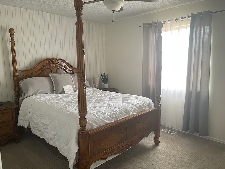 615 Virginia Ct — Photo 15