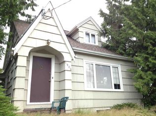 1906 NE 75th St, Seattle, WA 98115