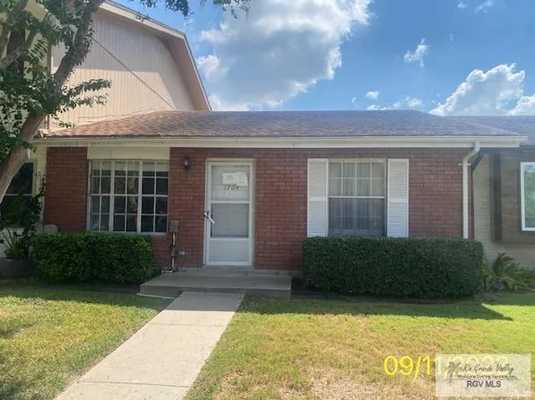 1704 Palm Valley Dr W, Palm Valley, TX 78552