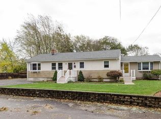 8 Margaret Rd, Foxboro, MA 02035