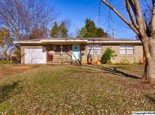 704 Iris Ln NW, Huntsville, AL 35811
