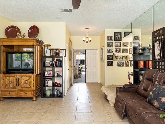 5th image of 1478 E Adobe Way