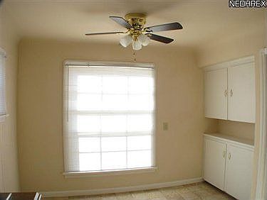 3rd image of 7424 Woodhaven Ave