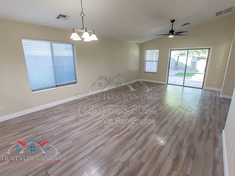 1868 W Desert Seasons Dr — Photo 16