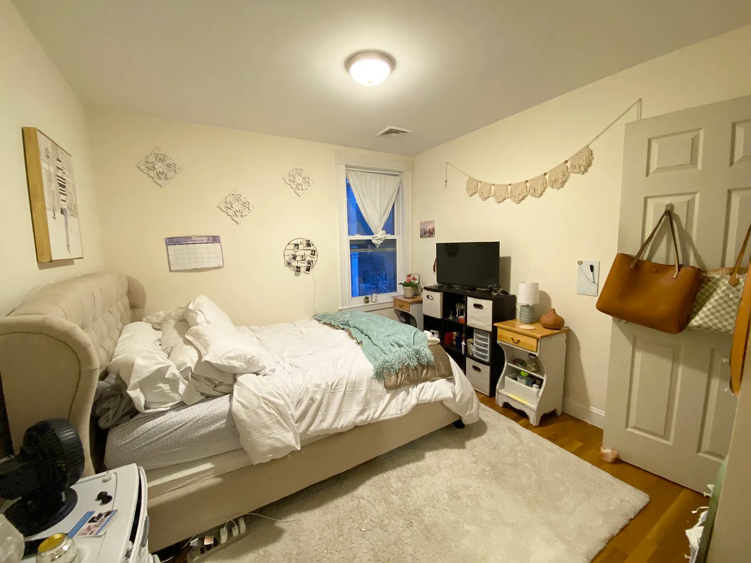 6 bed, 1800 sqft, $9,500 — Photo 4
